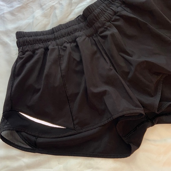 lululemon athletica Pants - 2 1/2 inch black hottie hot shorts